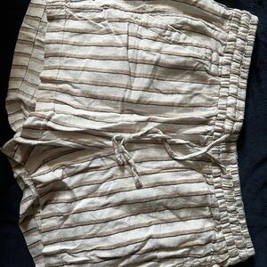 Old Navy High Waist Striped Shorts - Cream and Tan and Black